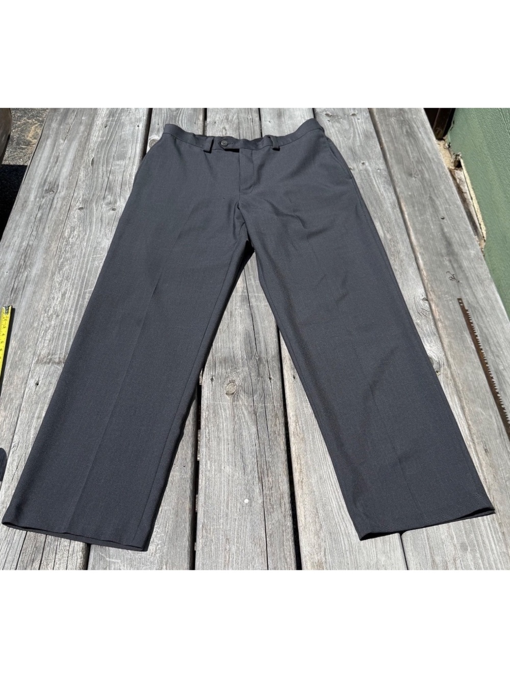 Haggar Men’s Dress Pants 32x30 Charcoal Gray Flat Front Straight Leg‎ Repreve